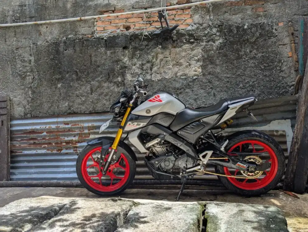 YAMAHA MT 15 tahun 2019