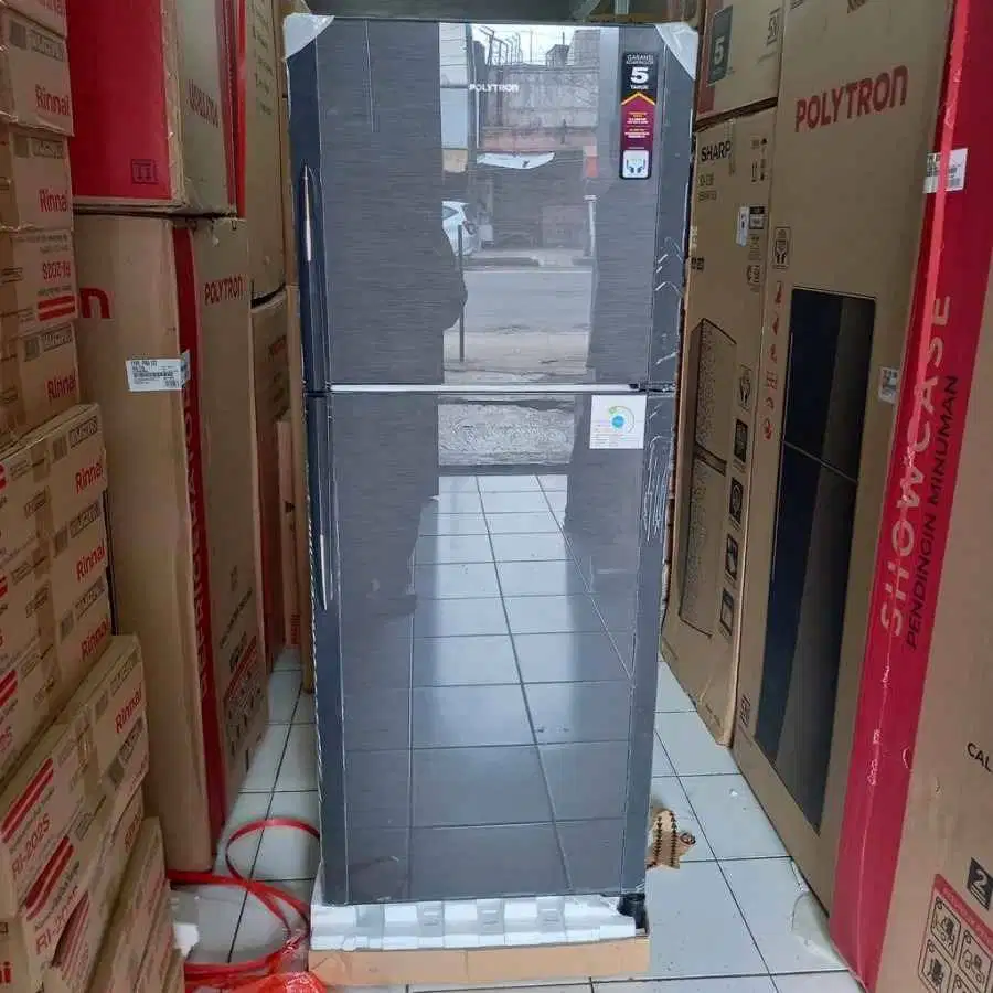 Kulkas 2 Pintu POLYTRON PRM 21 DMY BELEZZA HANDLE