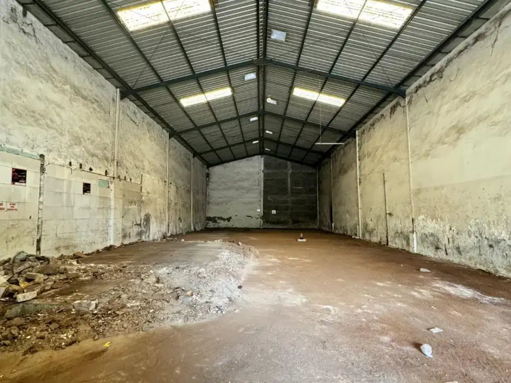 Gudang Safe n Lock, di bawah harga pasar