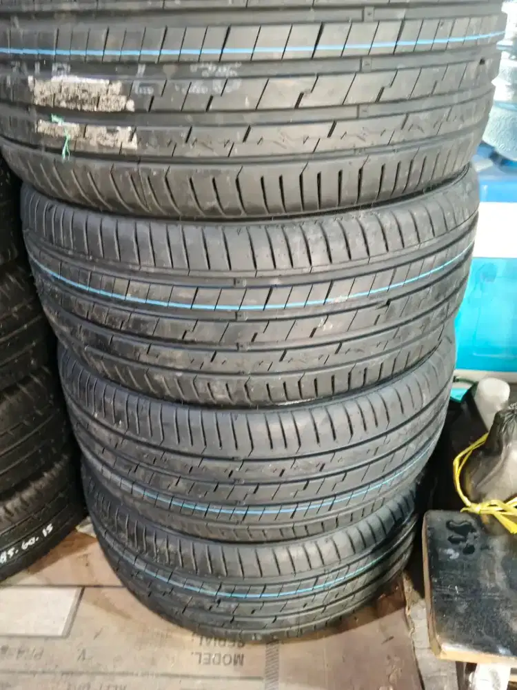 Ban 225/45 17 accelera iota