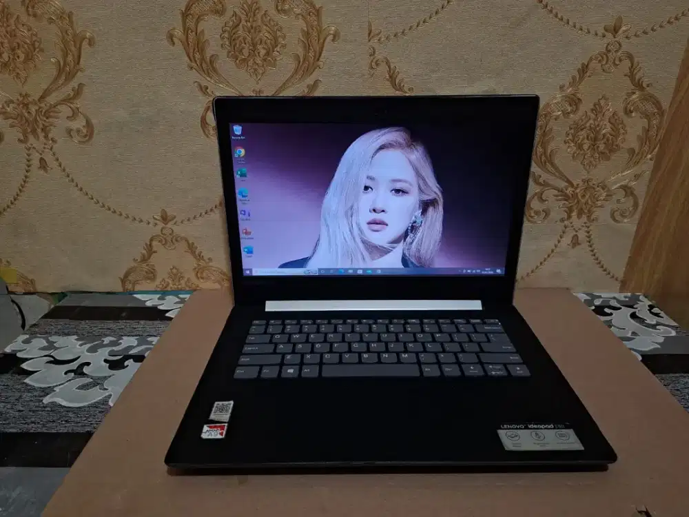 Di jual laptop masih ok
