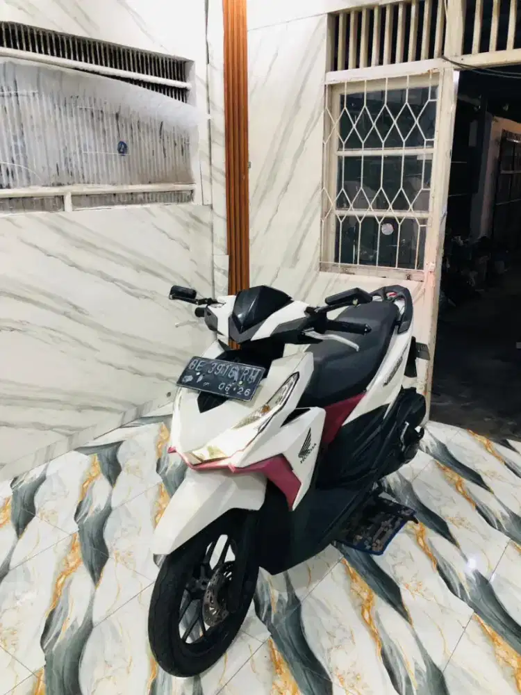 VARIO NEW LED ISTIMEWA 2017 Pajak Hidup