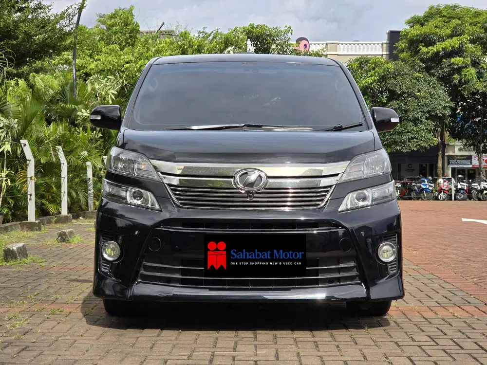 Toyota Vellfire 2013
ZG 2.4 Automatic
