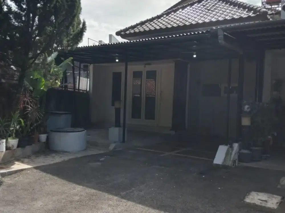 Dijual Rumah minimalis komplek Cigadung Greenland Dago Bandung