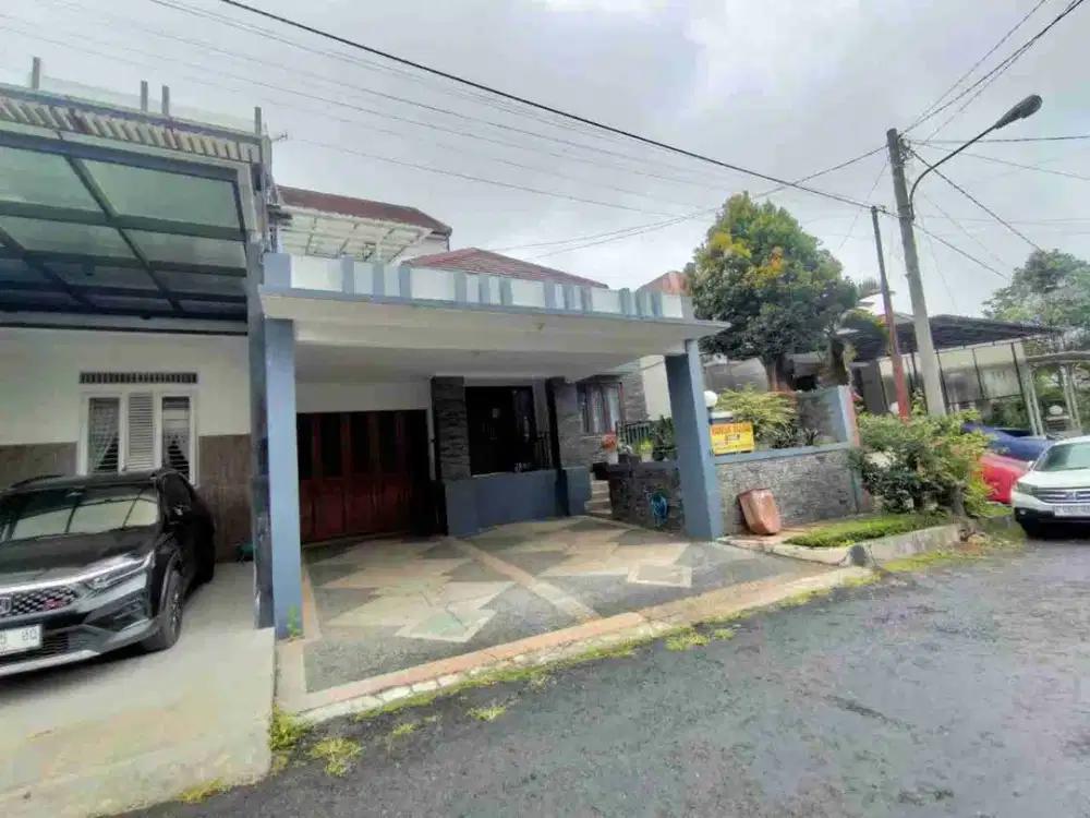 Rumah 2 lantai di pesona cibeureum kota sukabumi