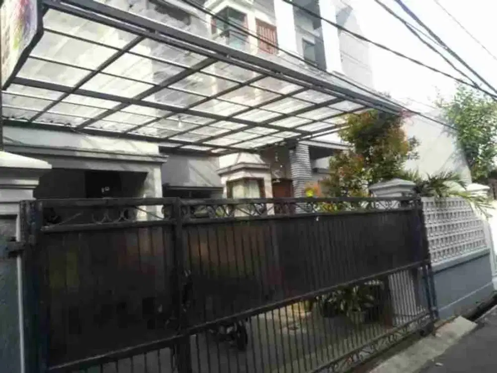 Rumah 2 Lantai Siap Huni di Komplek Rawamangun, Jakarta Timur