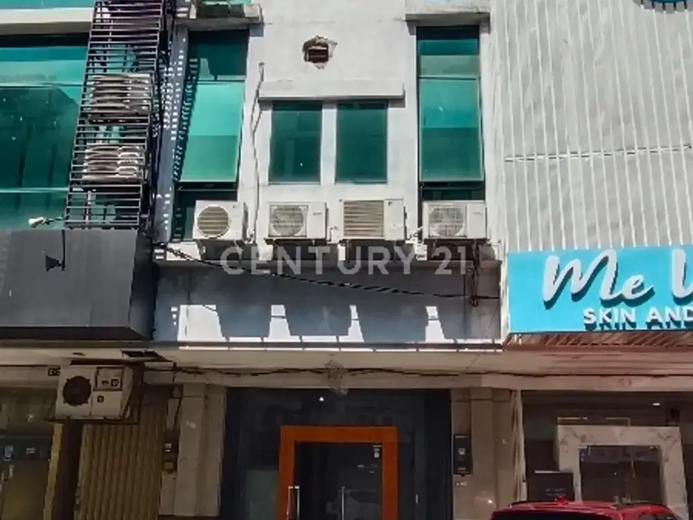 Ruko Peterongan Plaza Semarang, Area Bisnis.