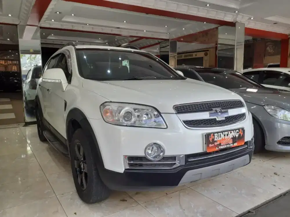 CAPTIVA 2.4 BENSIN AT 2011 PUTIH (BINTANG MOTOR)