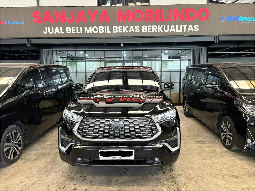 Innova Zenix V 2.0 A/T 2023/2024