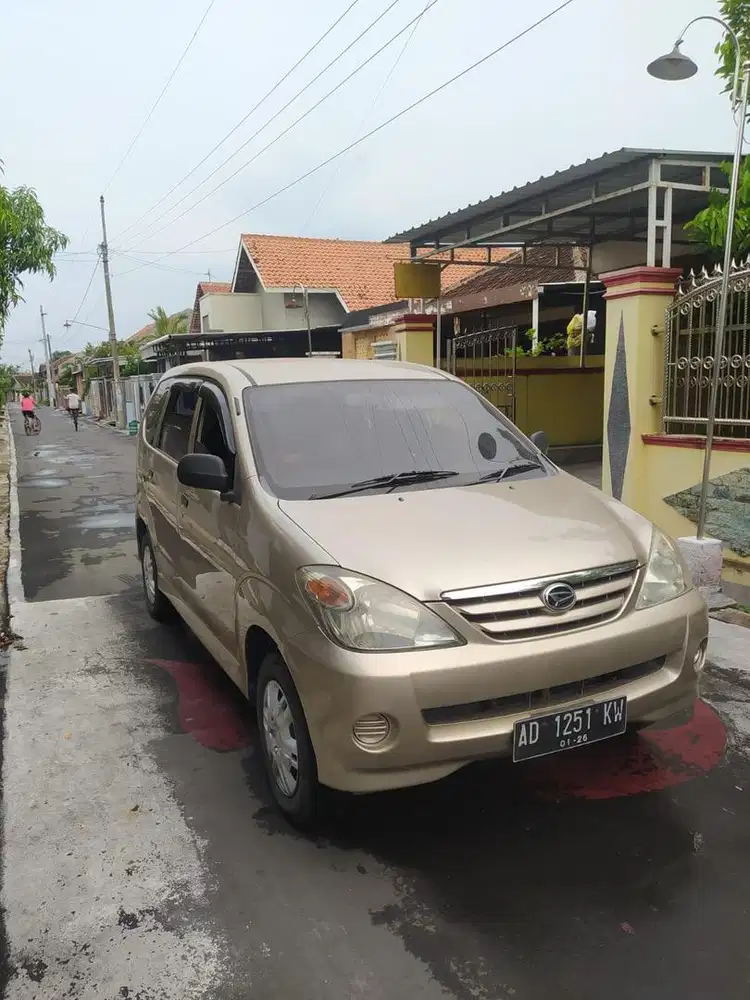 BU Daihatsu Xenia 2006 Nego