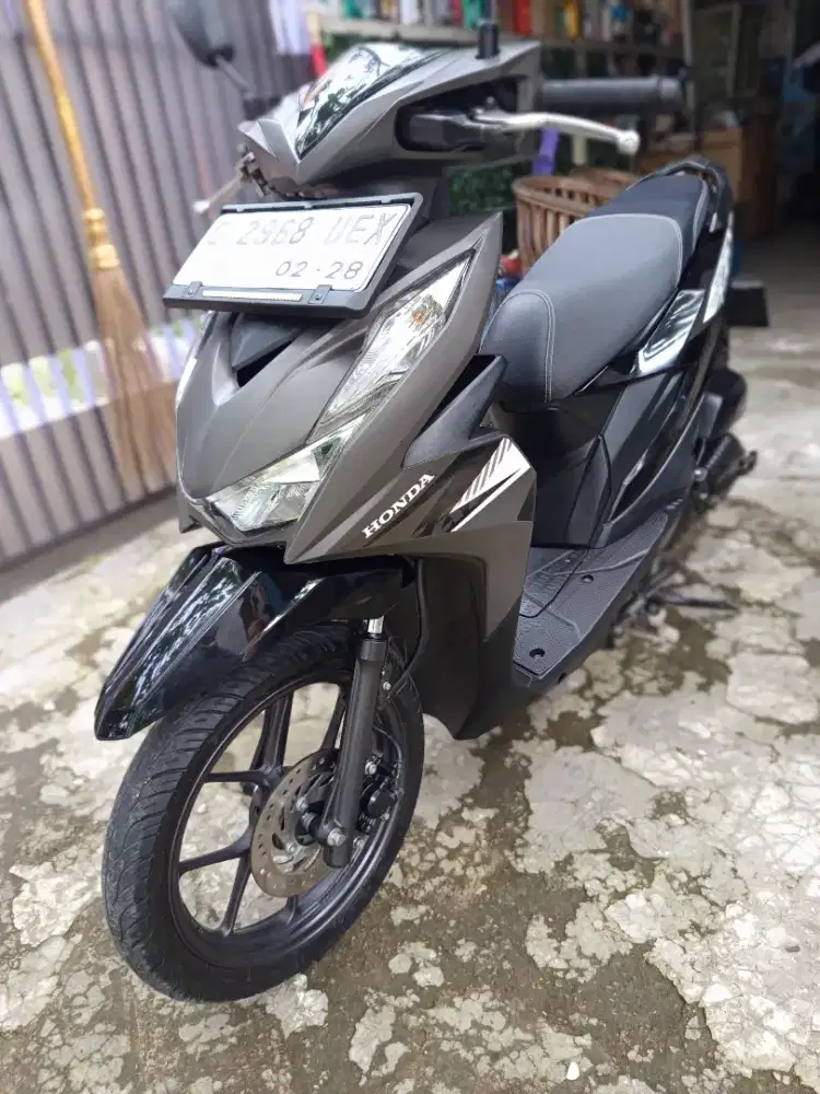 Honda beat deluxe CBS 2023