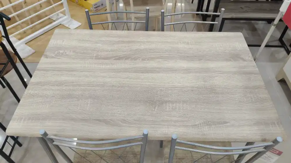 SET MEJA MAKAN 4KURSI