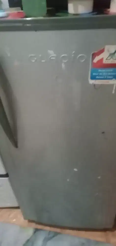 Di jual kulkas 1 pintu merk glacio