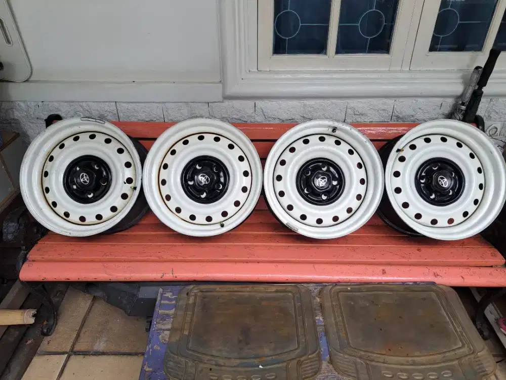 Velg kaleng custom celong R16