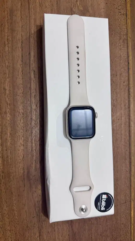 Apple watch iwatch SE 2 (40mm/Starlight)