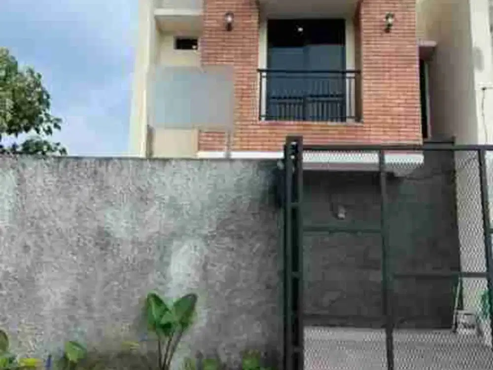 Rumah Baru 2 Lantai di Komplek Pondok Kelapa