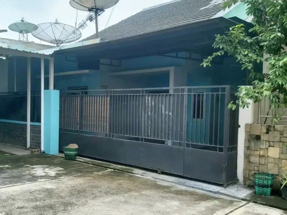 Di jual hook  dkt RS Oen kandang sapi