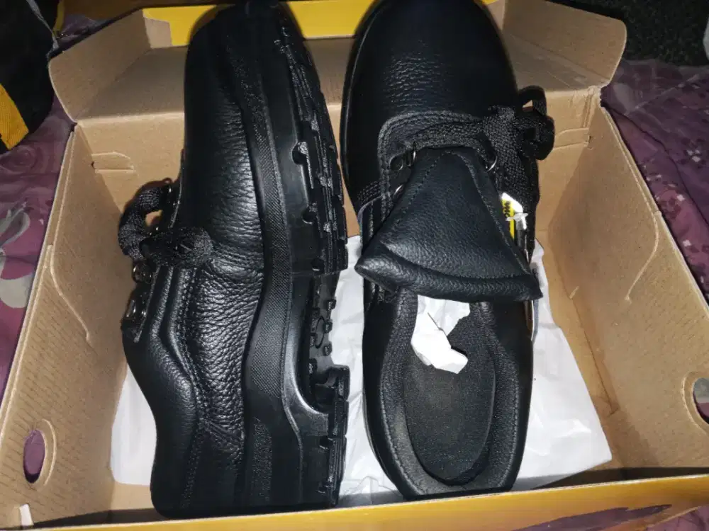 SEPATU KRISBOW ARGUS 4