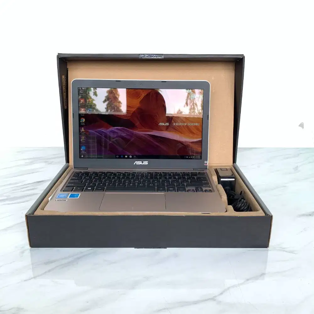LAPTOP EX DISPLAY ASUS VIVOBOOK E200AH INTEL ATOM MURAH