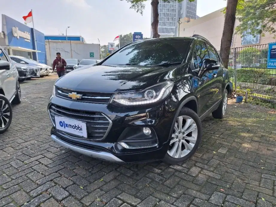 DP MURAH Chevrolet Trax 1.4 Premier Bensin-AT 2018 Hitam CEVDB