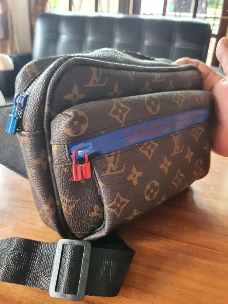 BUMBAG LOUIS VUITTON UNISEX LIKE NEW ORI PARIS