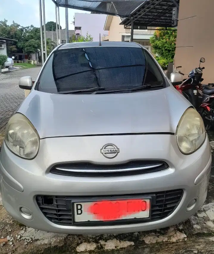 Nissan March 2013 Bensin