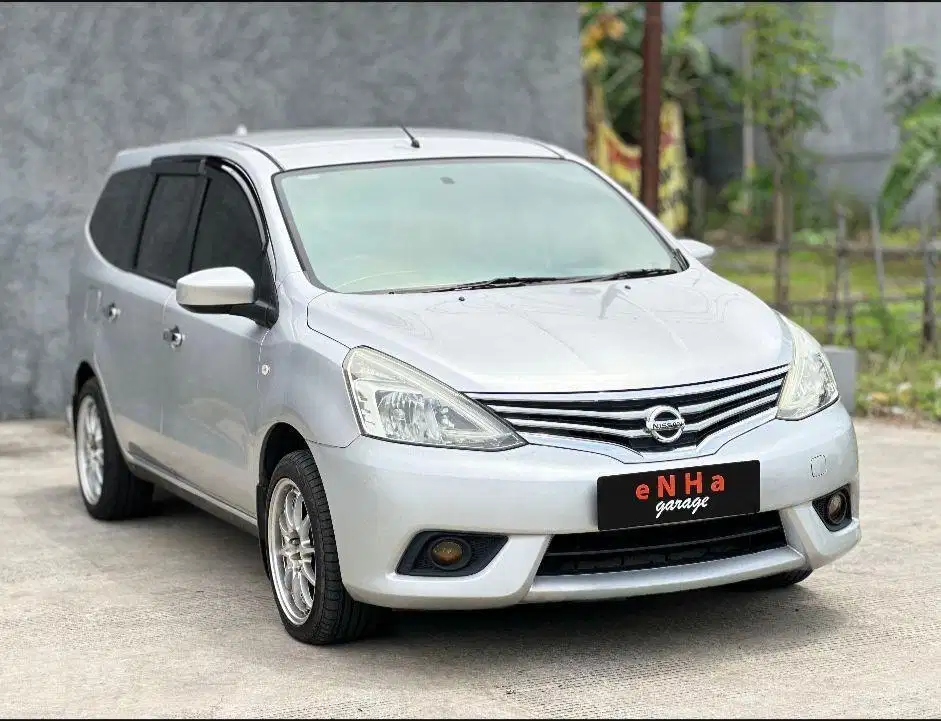 Dp 7JT.. Nissan Grand Livina SV 1.5 M/T 2014.. eNHa garage Semarang..
