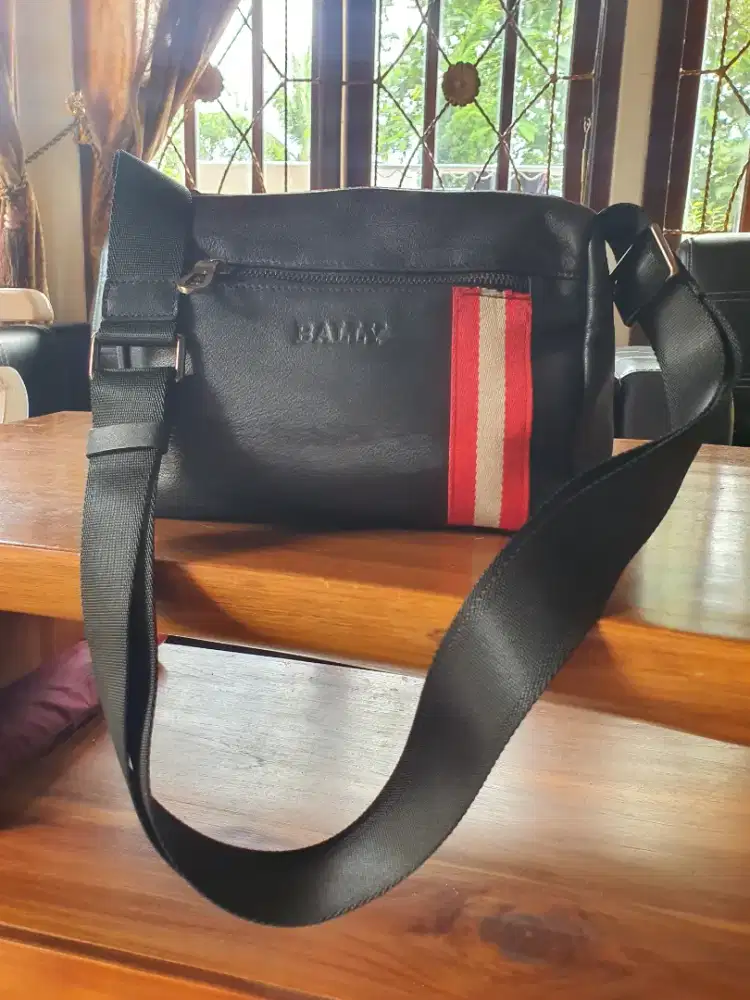 CAMERA BAG BRAND BALLY ORI ITALIA LIKE NEW
