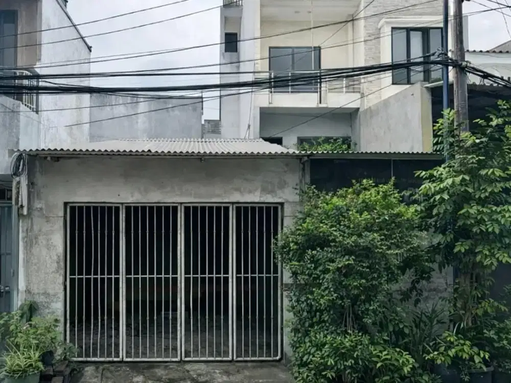 ANA RUMAH UK 6X20M LOKASI BAGUS DI KOMPLEK KAVLING POLRI JELAMBAR