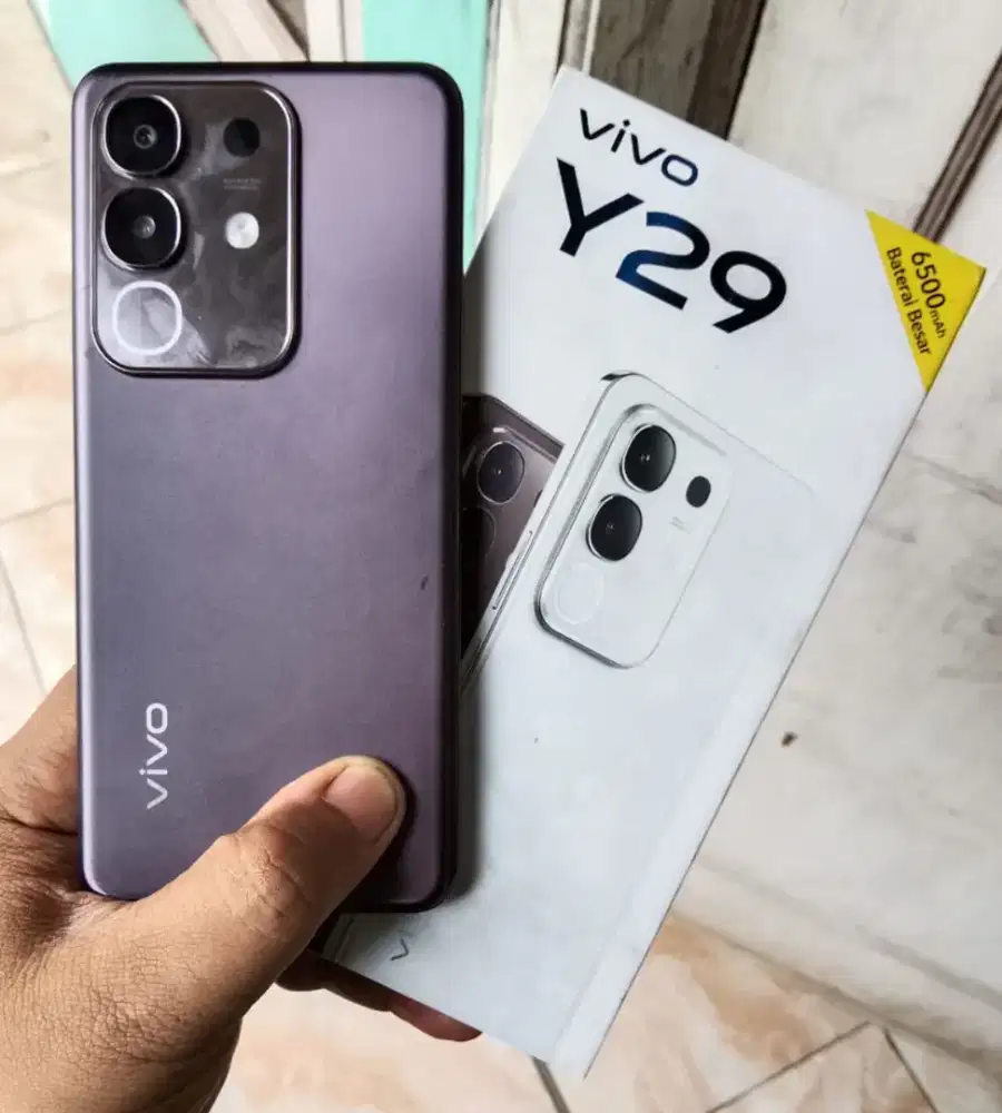 Vivo y29 ram 8+8/256