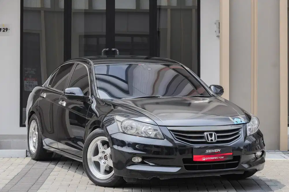 Honda Accord 2.4 VTIL 2.4VTIL AT Matic 2012 Hitam Mutiara