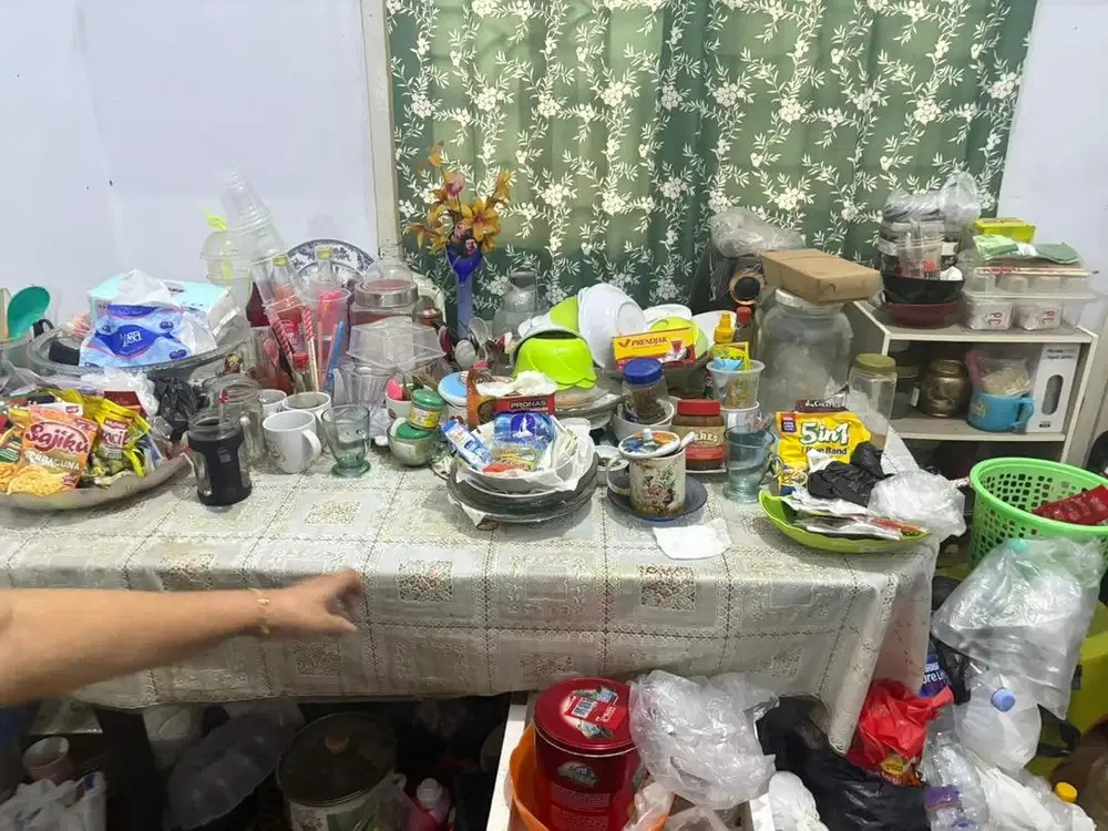 DIJUAL CEPAT!! MEJA MAKAN BESAR KURSI 6