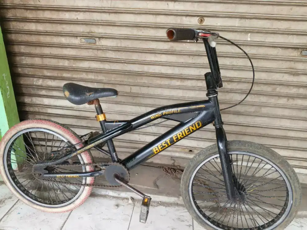 Sepeda BMX ukuran 20inc