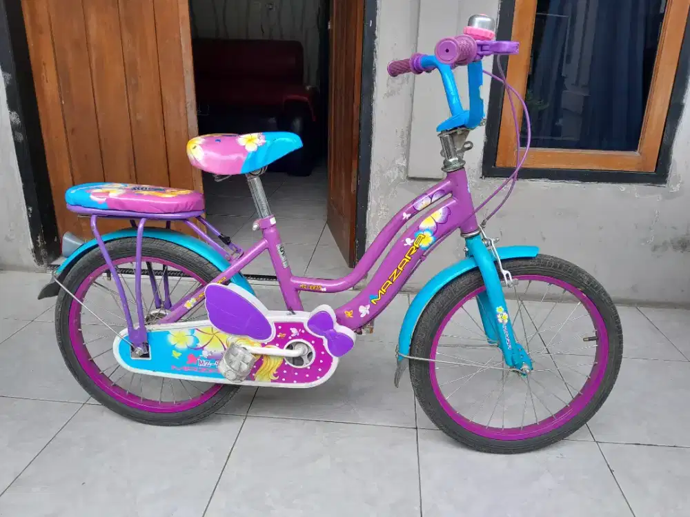 Sepeda anak perempuan