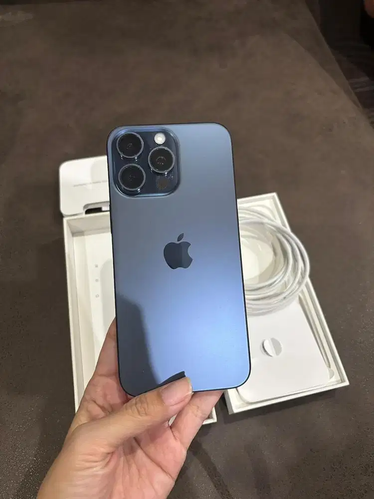 Jual IPhone  15 Promax 256 GB Super teramat mulus