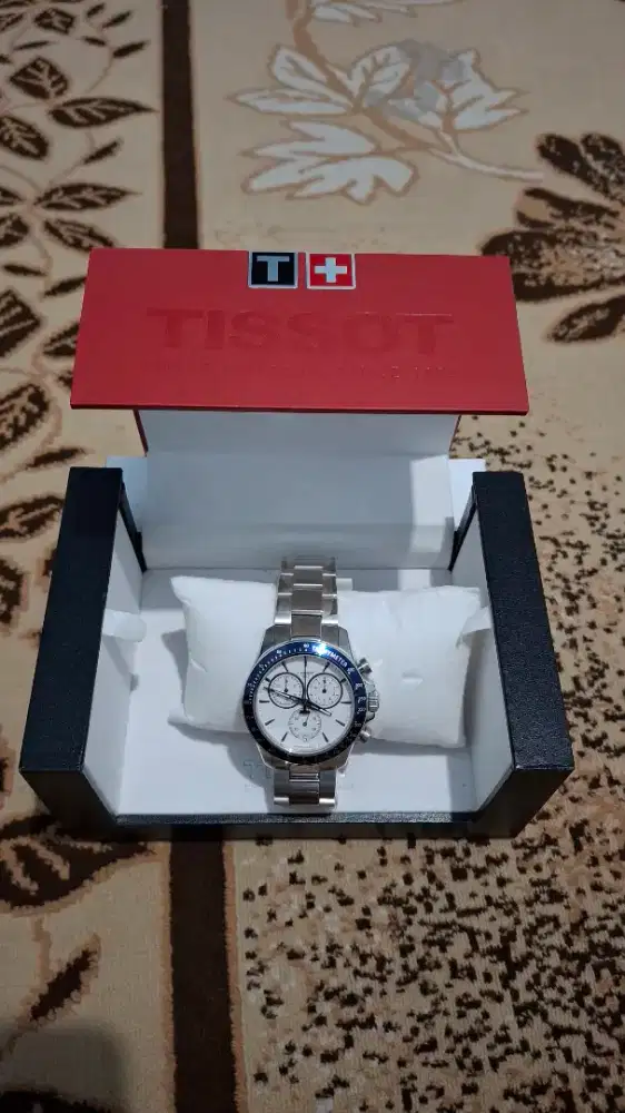 TISSOT V8 Quartz Chronograph Silver Dial Stainless Steel Strap