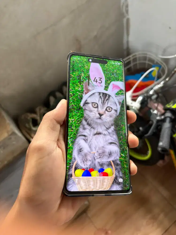 Infinix note 40pro Plus 12/256gb istimewa