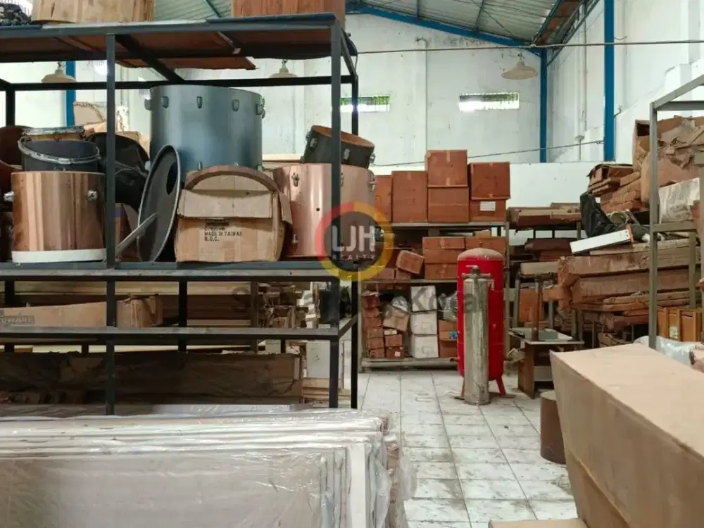 Dijual Cepat Gudang & Ruko di Cendrawasih - Luas Bangunan 1.100 m2