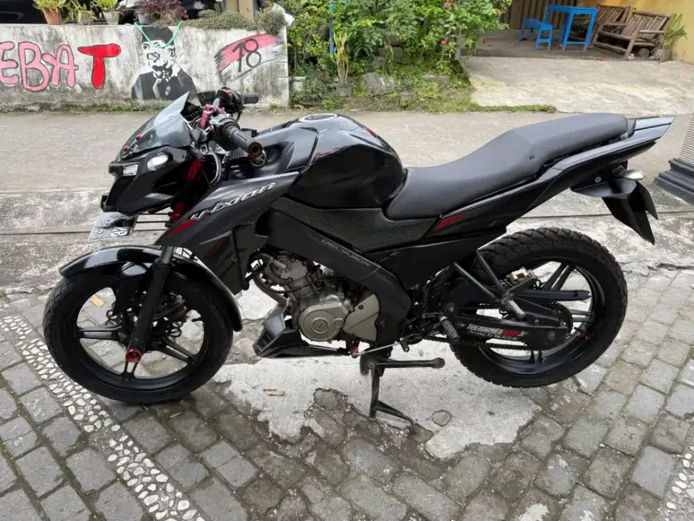 Vixion NVA THN 2015 plat T Karawang