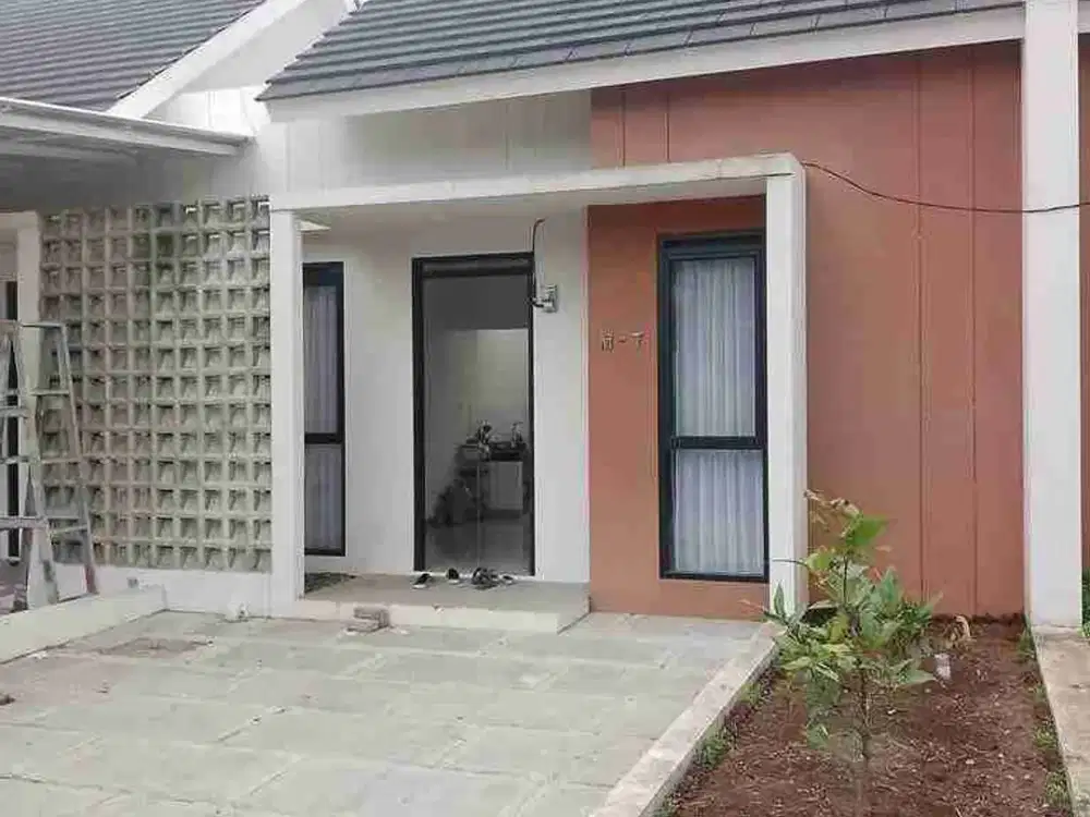 RUMAH DI SETIABUDI ESTATE KOTA SUKABUMI