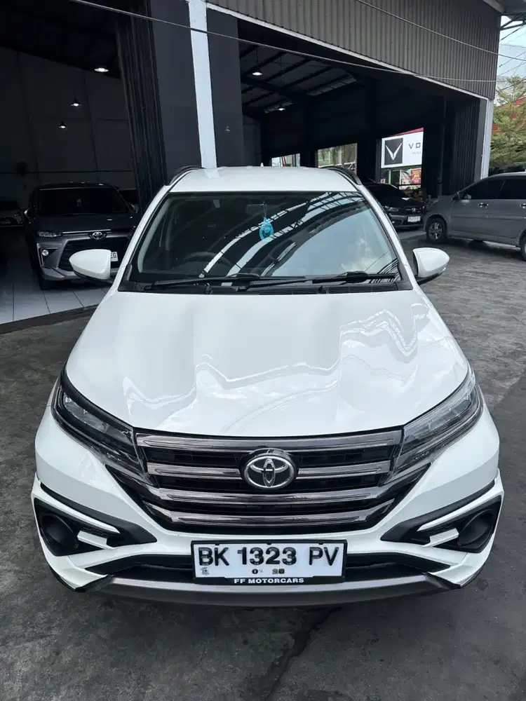 Toyota Rush 1.5 GR AT 2022