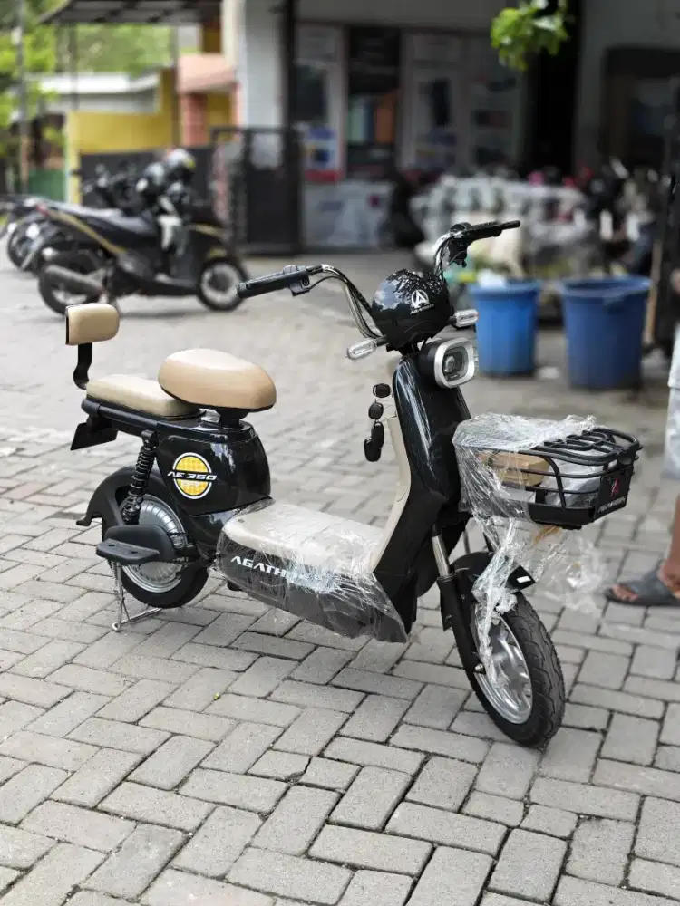 AGHATOS AE 350 – Desain Keren, Tenaga Mantap