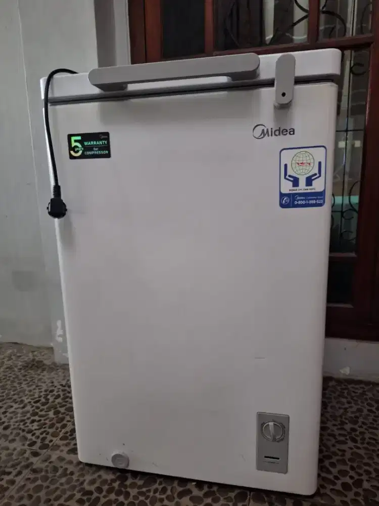 Freezer midea uk. 99L
