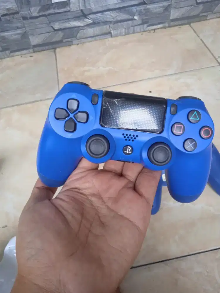 Stik PS4 ORI pabrik normal baru ada box Poris cipondoh