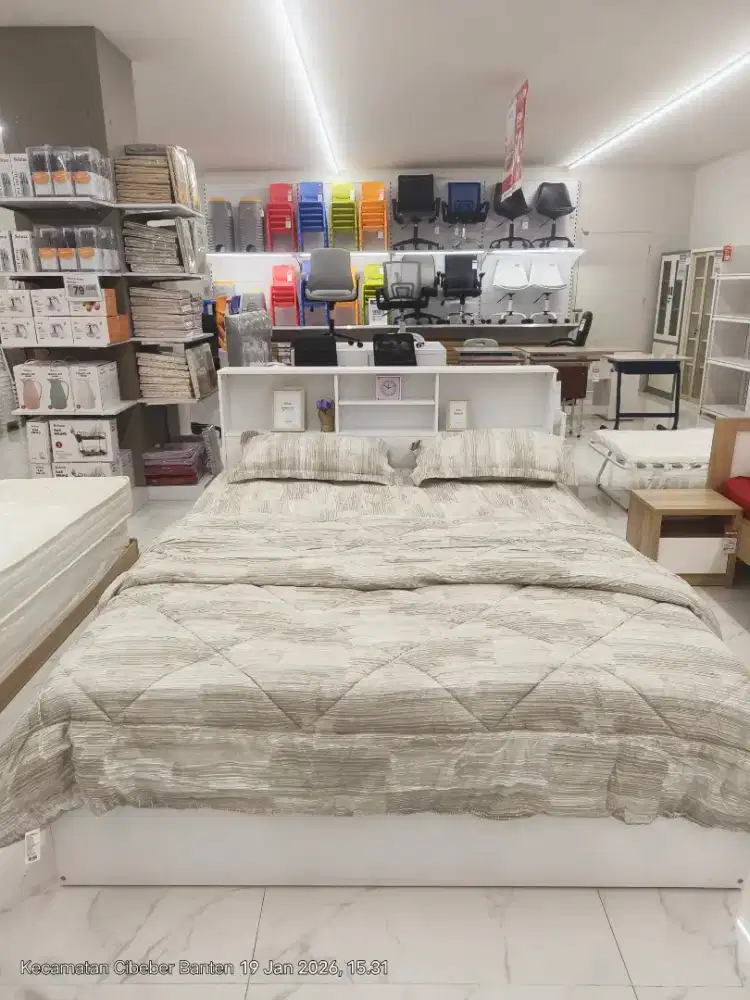 PESTA GAJIAN AWAL TAHUN SELMA CIlEGON DIPAN TEMPAT TIDUR STORAGE LACI