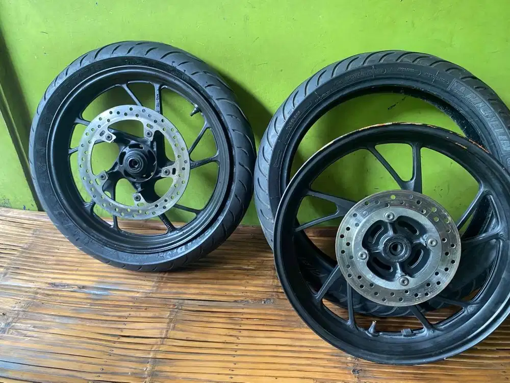 velg dan ban cbr 150