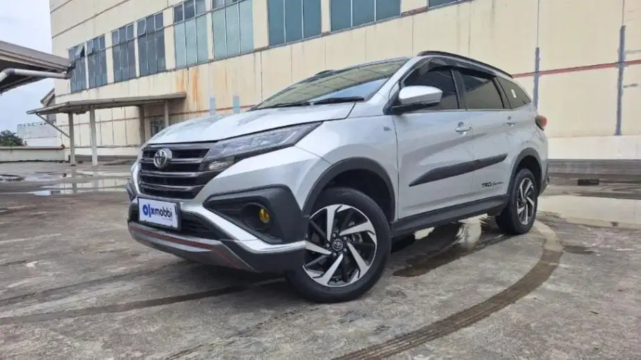 DP RENDAH Toyota Rush 1.5 S Bensin-AT 2020 FFQ