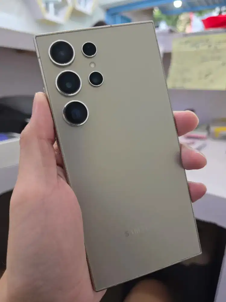 Samsung S24 ULTRA 12/256 GB