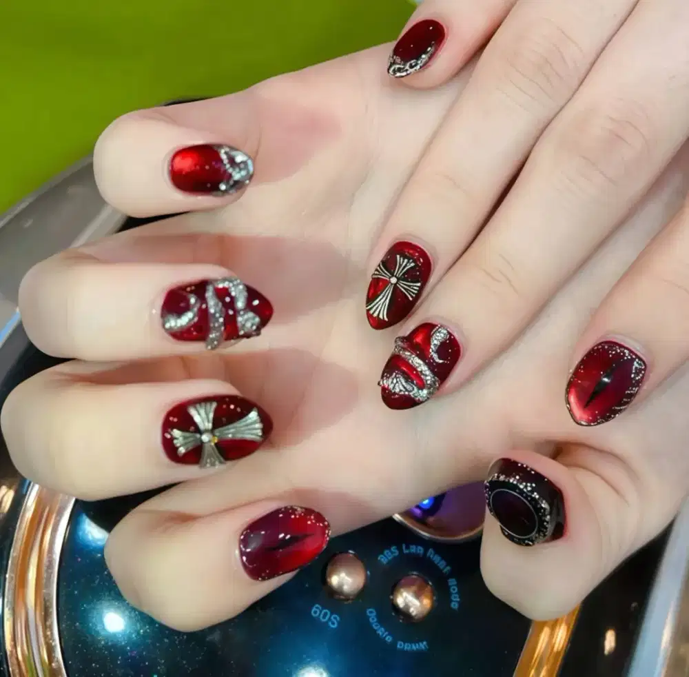 D butuhkan yg bisa nail eyelash