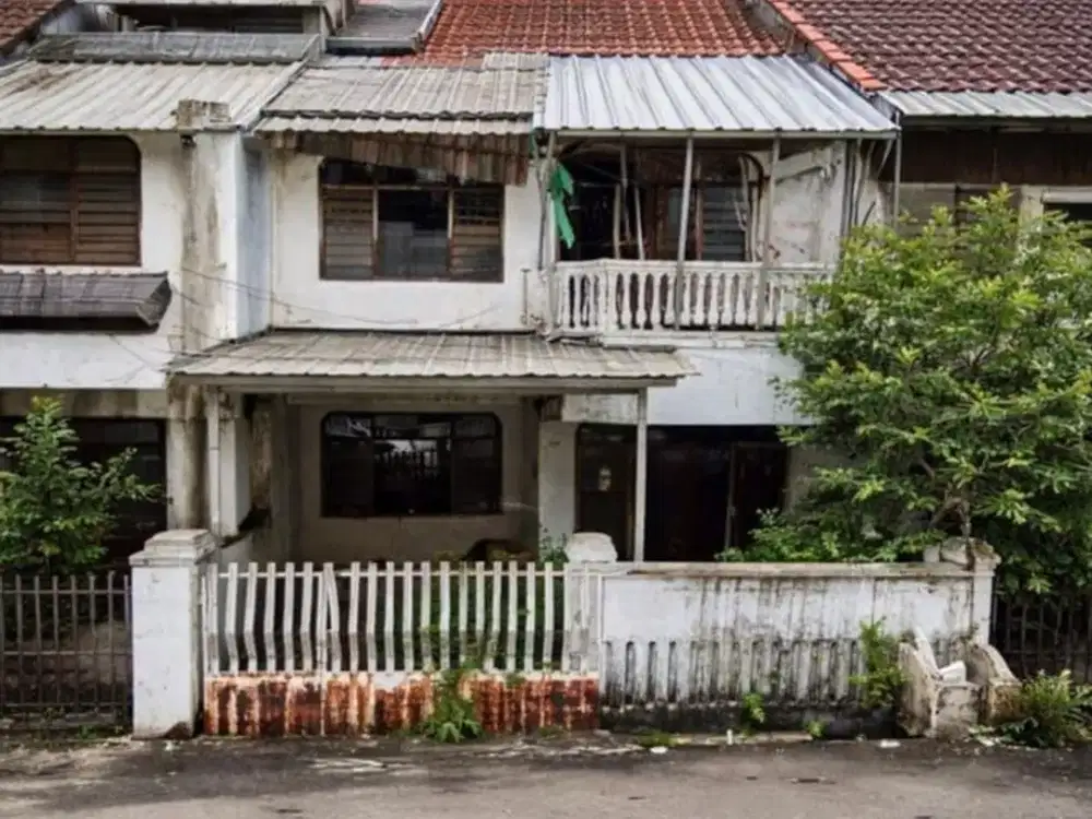 ANA RUMAH UK 7X15M DI KOMPLEK KAVLING POLRI JELAMBAR